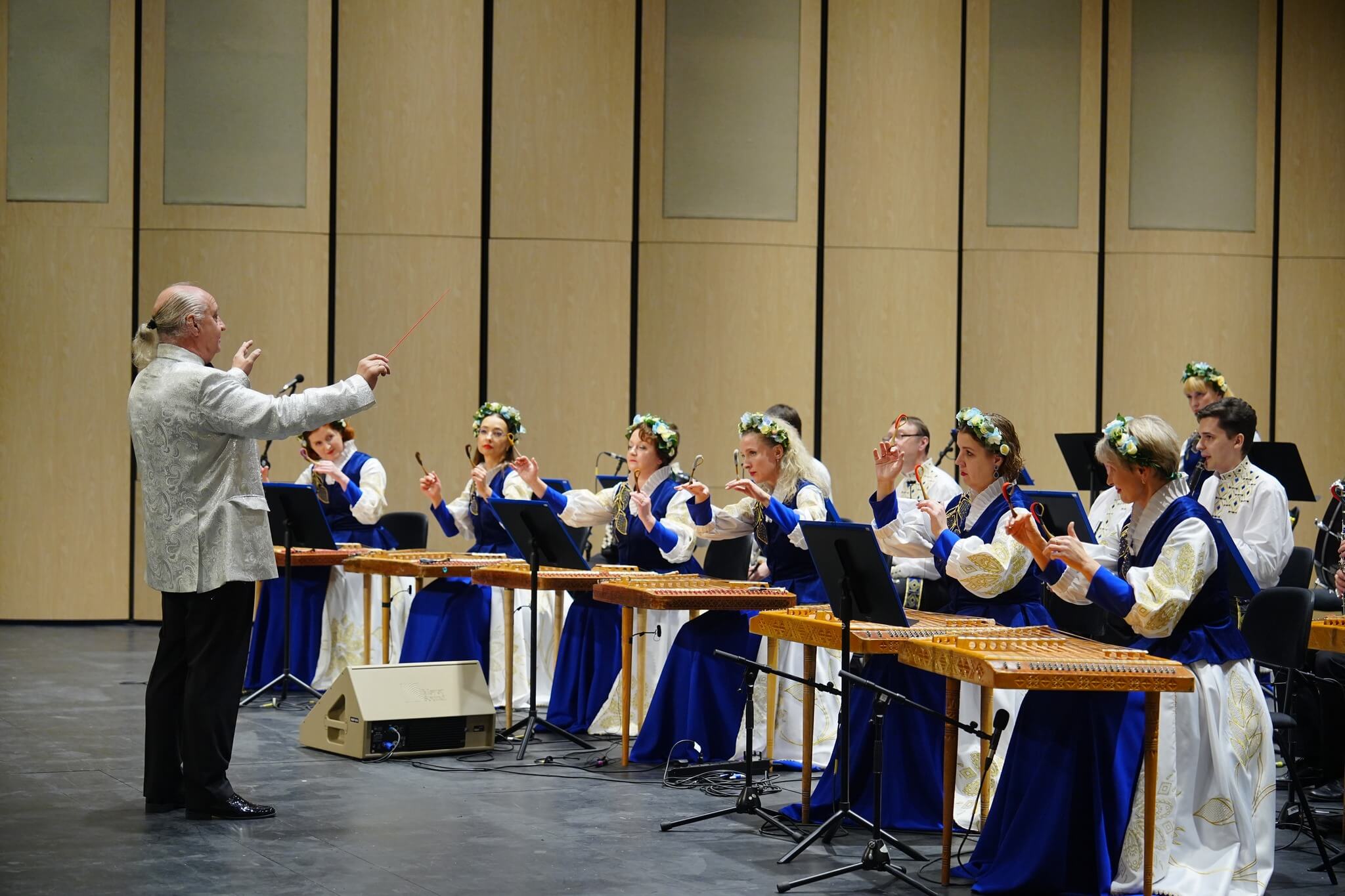 “Belarusian Night in Hanoi”: Symphony, Opera, and Dance by the Belarusian Ensemble at Ho Guom Theatre