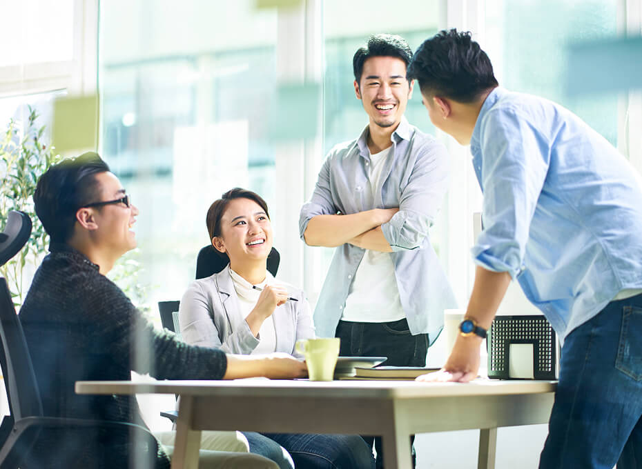 MÔI TRƯỜNG LÀM VIỆC CHUYÊN NGHIỆP, NĂNG ĐỘNG